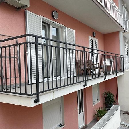 Apartments Antonia มาคาร์สกา ภายนอก รูปภาพ
