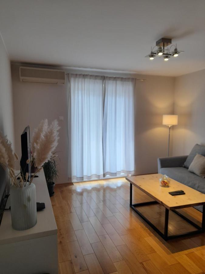 Apartments Antonia มาคาร์สกา ภายนอก รูปภาพ