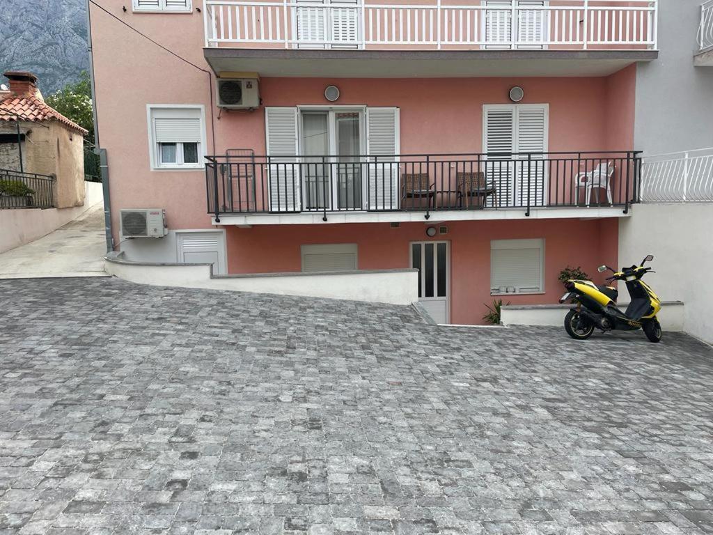 Apartments Antonia มาคาร์สกา ภายนอก รูปภาพ