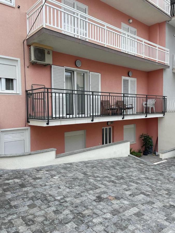 Apartments Antonia มาคาร์สกา ภายนอก รูปภาพ