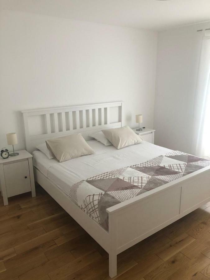 Apartments Antonia มาคาร์สกา ภายนอก รูปภาพ
