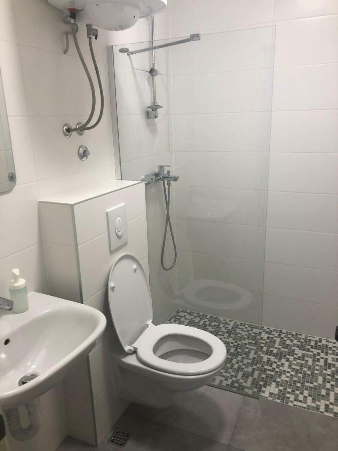 Apartments Antonia มาคาร์สกา ภายนอก รูปภาพ